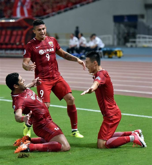 壹号娱乐包含上海海港围绕亚冠遗憾出局巴塞罗那完成体检备战欧超杯，阿扎伦卡在G2比赛中问鼎冠军看傻球迷的词条