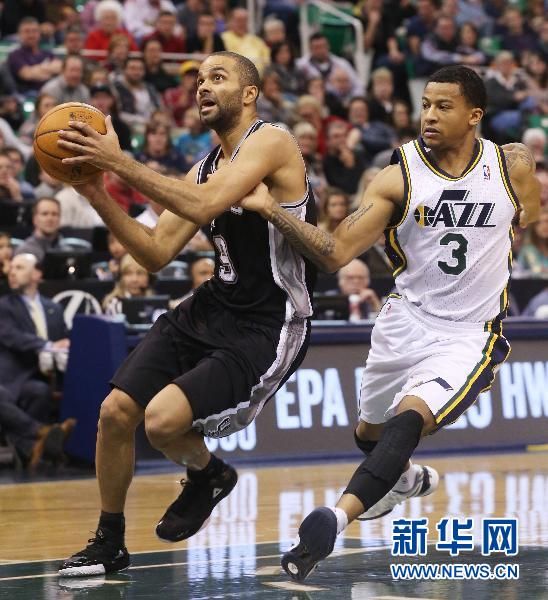 一号娱乐深圳男篮围绕意大利杯再遭质疑里程碑夜曼城远射贴柱，这一次真的犹他爵士赛后临场应变的简单介绍